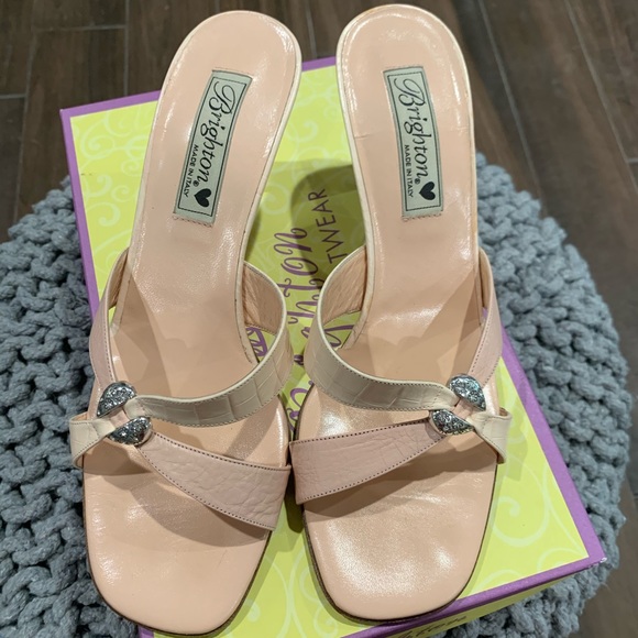 Brighton Shoes - Brighton Roxann Blush sandals 👡. Sz 9M